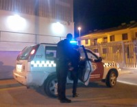Detenida una joven de 22 años por agredir a un policía local