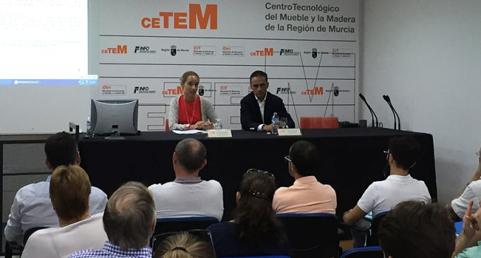 La Comunidad financia 17 cursos de formación especializada en el sector del mueble