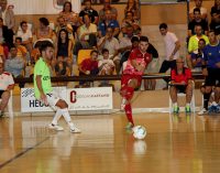 Lleno para disfrutar de un buen partido de fútbol sala