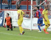 Toni Vela lleva al Yeclano a la goleada ante el líder