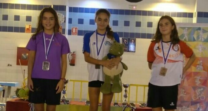 El Club Natación Yecla se estrena con dos podios