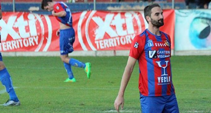 Derrota del Yeclano frente a un eficaz Lorca B