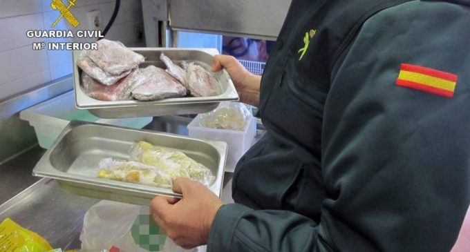 La Guardia Civil inmoviliza unos 500 kilos de alimentos en inspecciones a locales