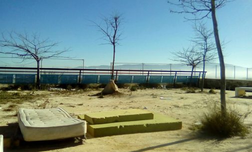 IU denuncia las condiciones del recinto deportivo y ferial