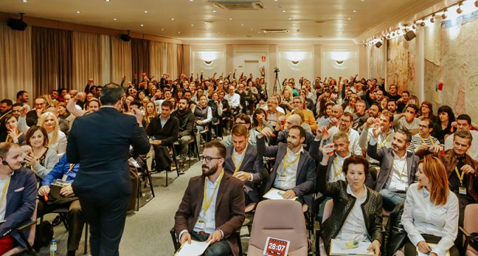 IFIM congrega a más de 200 personas con su primera ponencia