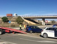 Un herido tras el choque de dos turismos en la carretera de Pinoso