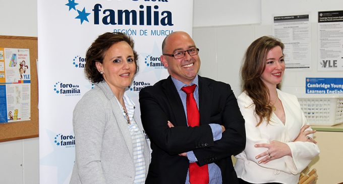 El Foro de la Familia constituye su primera asamblea local en Yecla
