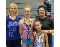 La gimnasia rítmica yeclana se baña de bronce