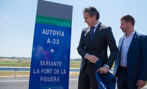 De la Serna: “El tramo entre Yecla y Caudete se licitará en unos meses”