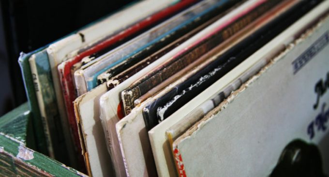 Proteste Ahora!: Discos dedicados