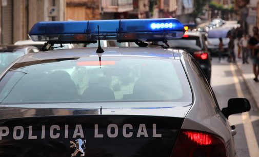 Un conductor es detenido ebrio y en calzoncillos